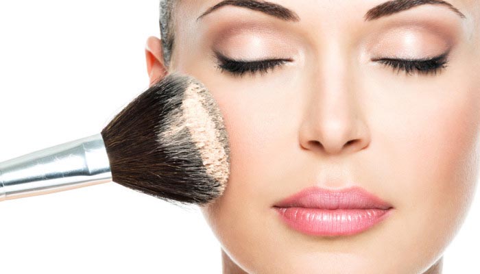 makeup causes acne