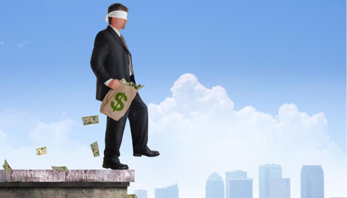 7 Warning Signs of a Bad Financial Advisor